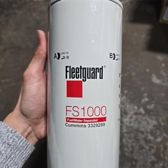 Fleetguard FS1000 Premium Fuel/Water Separator Spin-On Filter Brand New - Picture 5 of 8
